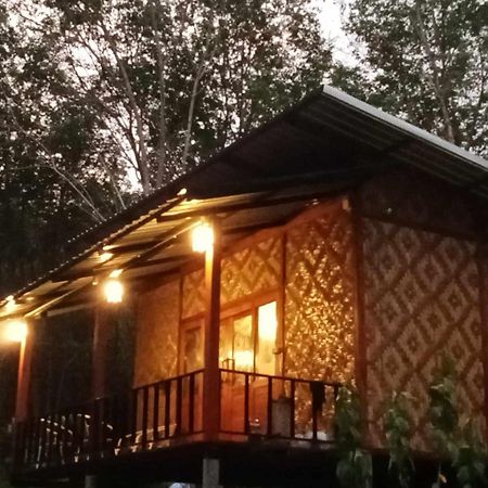 Koh Mook Bamboo Bungalows מראה חיצוני תמונה