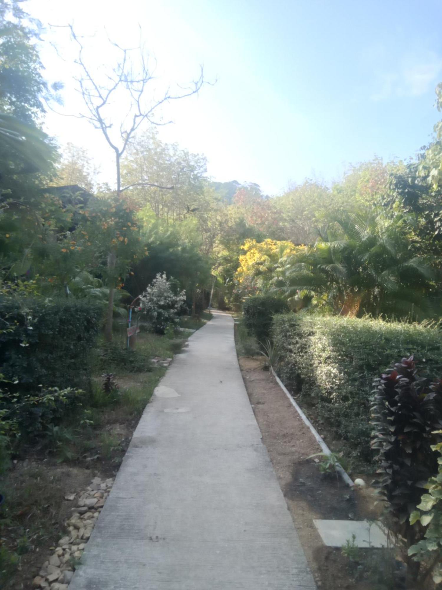 Koh Mook Bamboo Bungalows מראה חיצוני תמונה